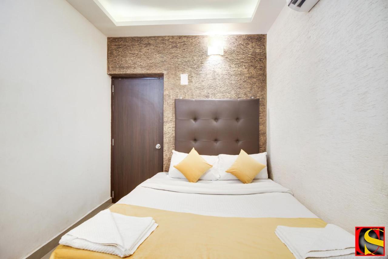 Candolim Sands Hotel Екстериор снимка